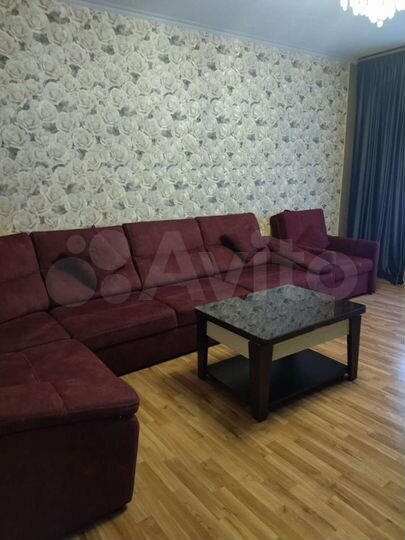 2-к. квартира, 58 м², 3/3 эт.