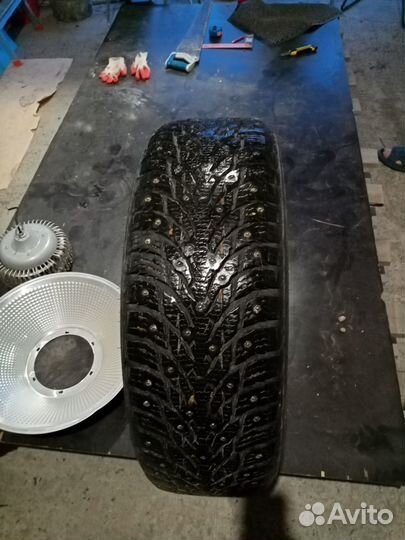 Nokian Tyres Hakkapeliitta 9 SUV 215/65 R16