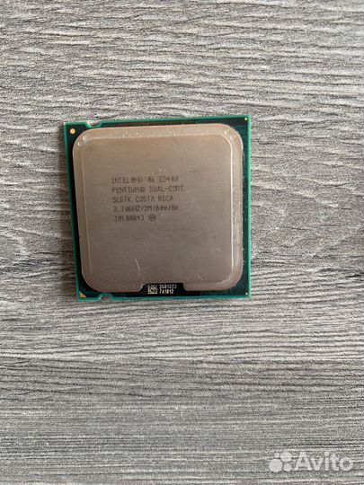 Процессор Intel pentium E5400 (775)