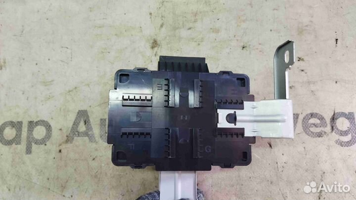 Блок электрический KIA Stinger