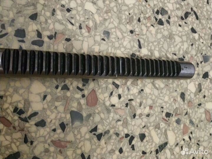 Вал рулевой рейки Nissan Almera G15 автоваз