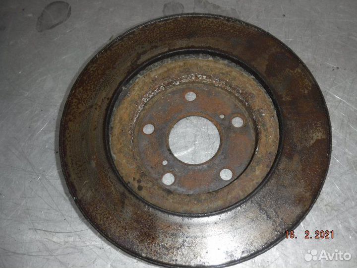 Тормозной диск передний левый Toyota Camry 50 2AR