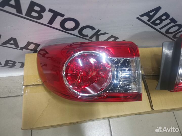 Тойота королла Toyota Corolla E150 2010 Фонарь