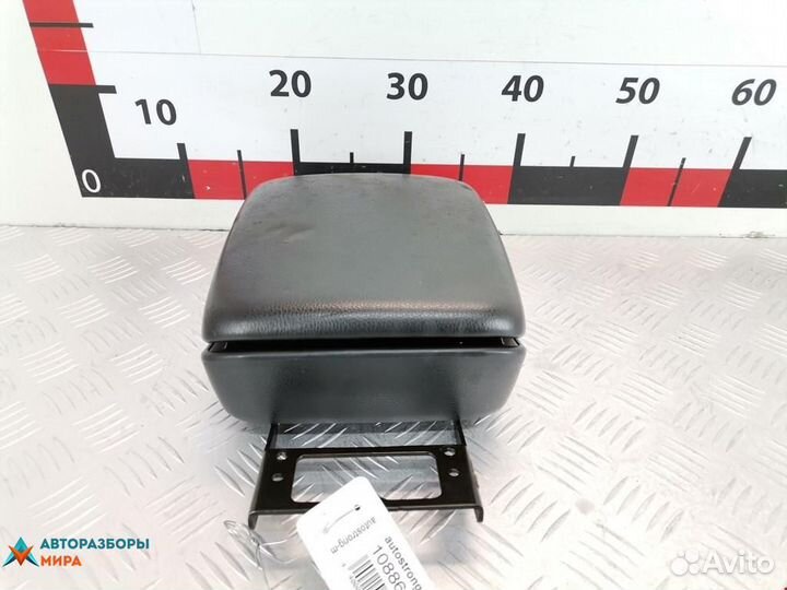 Подлокотник Suzuki Grand Vitara рест. 2006