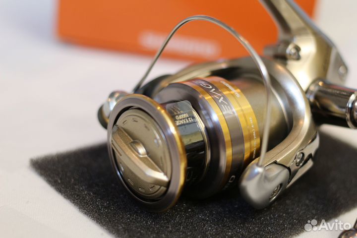Абсолютно новая катушка shimano exage 1000 FD