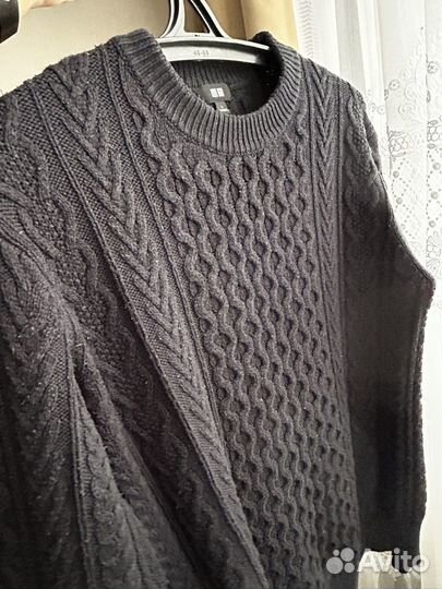 Свитер мужской uniqlo (s)
