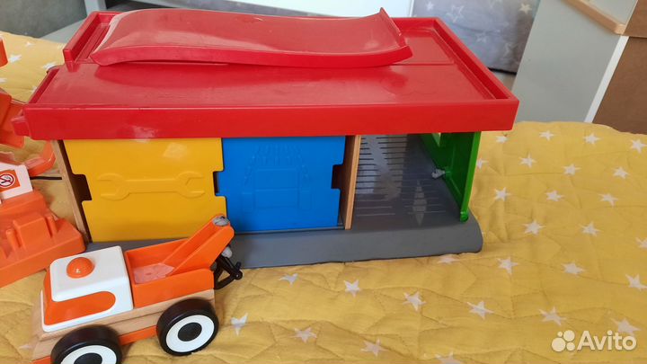 Парковка для машинок, заправка для машинок