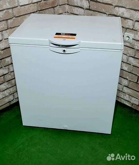 2445) Морозильный ларь Indesit RCF