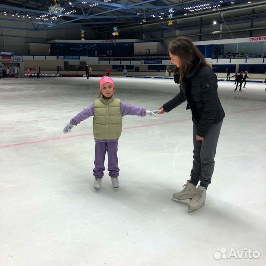 Тренер по фигурному катанию