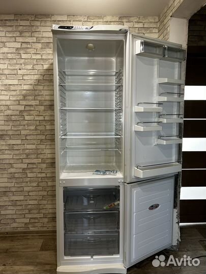 Холодильник атлант бу