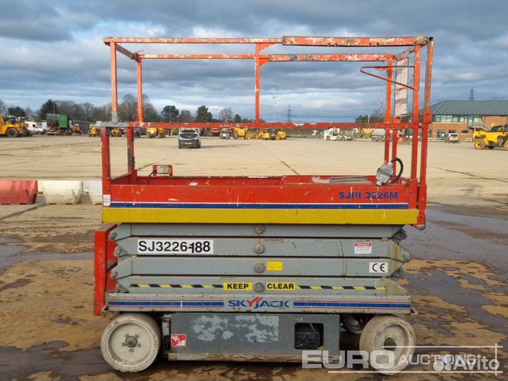 Ножничный подъемник Skyjack SJ3226