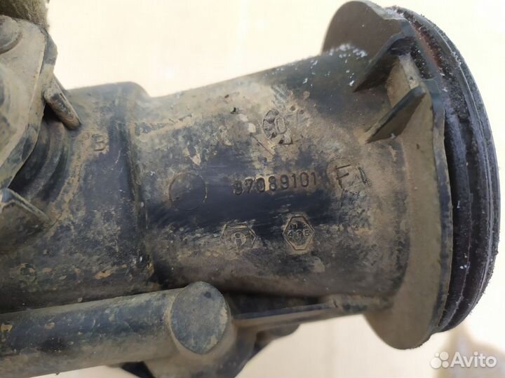 Дроссельная заслонка Рено Логан