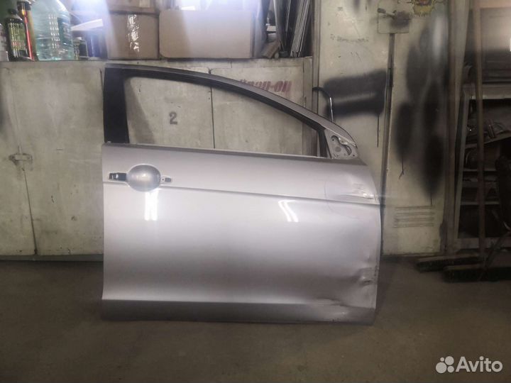 Продам дверь от Mitsubishi Lancer X