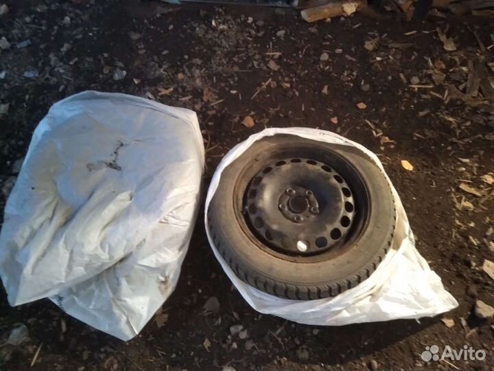 Продам 2 диска штамповка на Фольксваген Пассат Б6