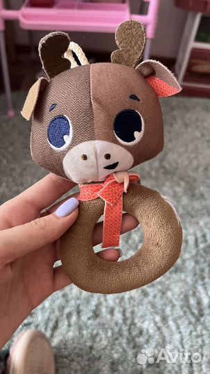 Игрушка бегемот погремушка