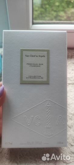 Парфюм VAN cleef и фиксатор макияжа