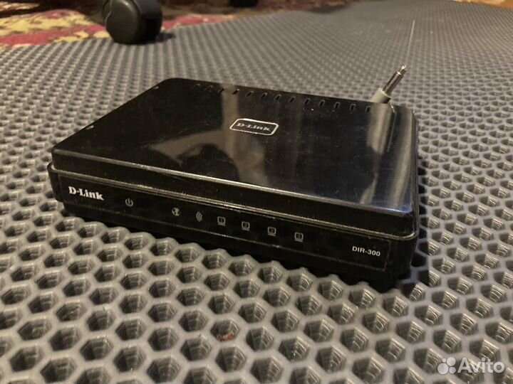 WiFi роутер D-Link DiR-300
