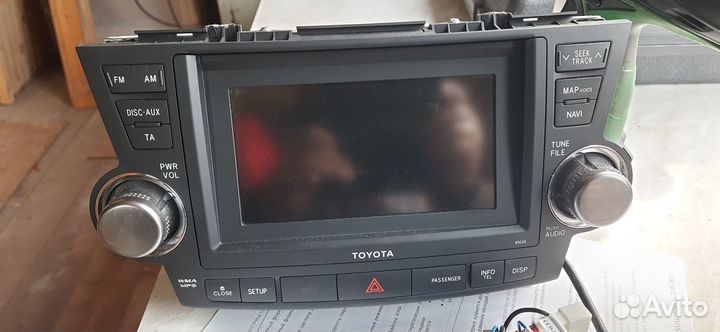 Оригинальная магнитола Тойота Хайлендер б\у 2011 г