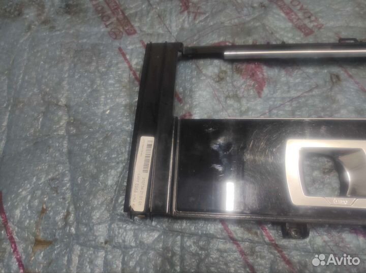 Накладка центральной консоли Range Rover sport 2