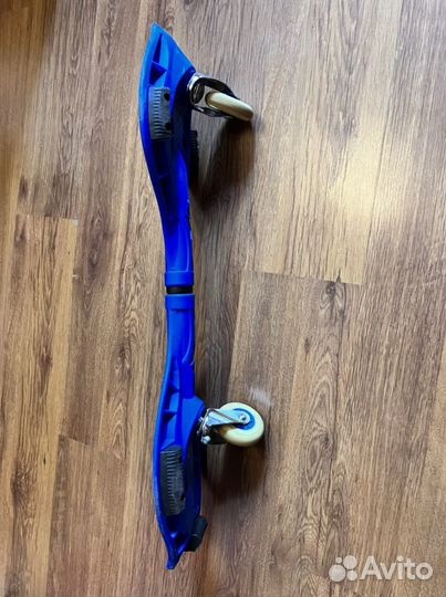 Двухколесный скейтборд