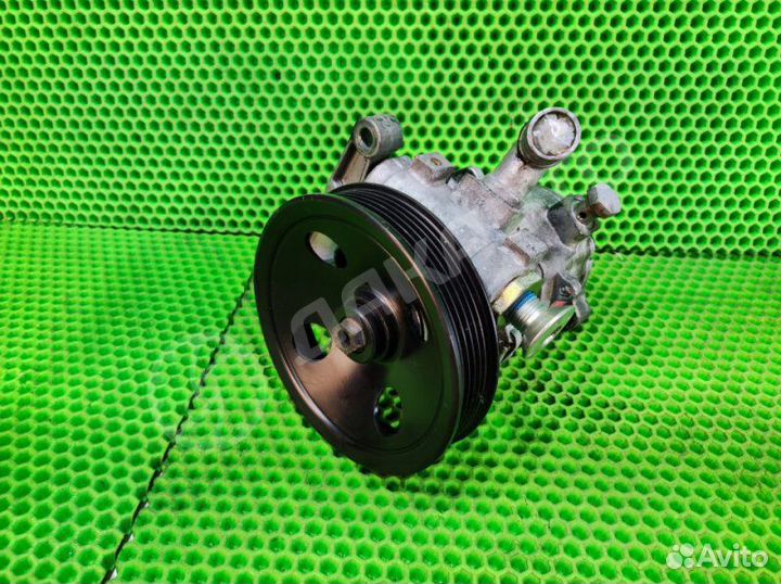 Насос гидроусилителя Mercedes-Benz E W210 M112