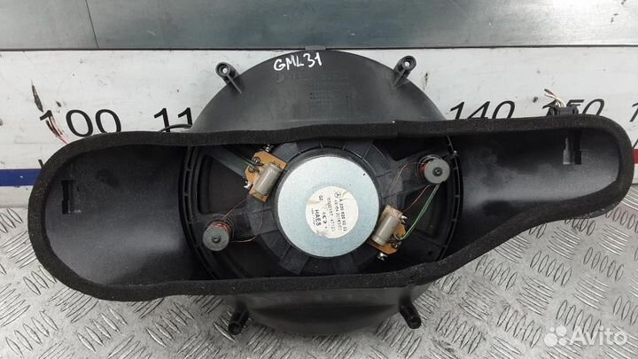 Сабвуфер Mercedes-Benz S-Class