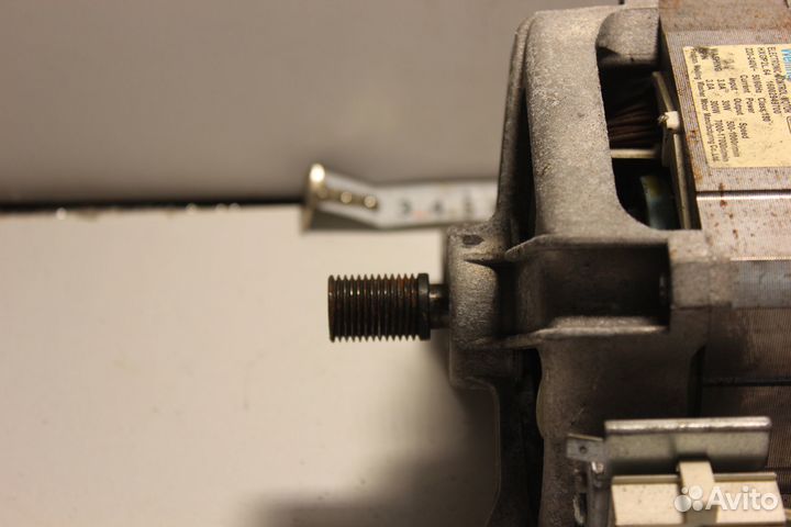 Двигатель стиральной машины