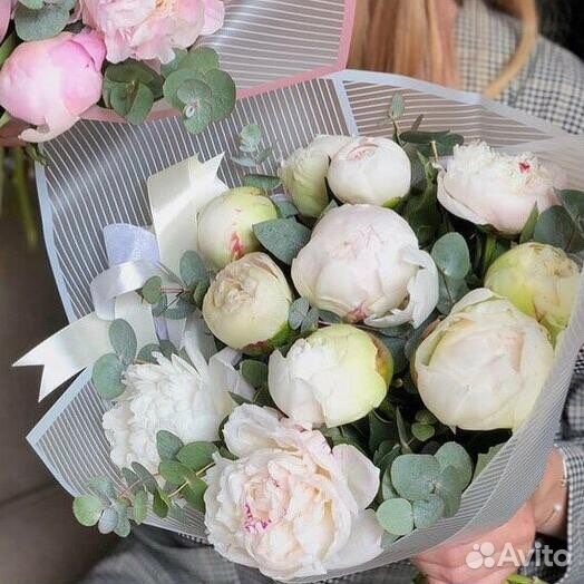 Букеты из пионов 9 15 25 51 101 пион Доставка