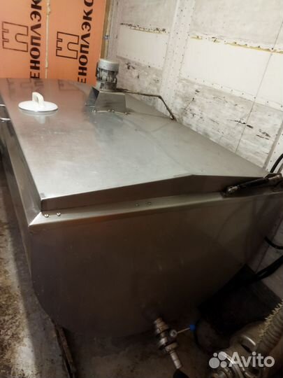 Танк охладитель молока бу