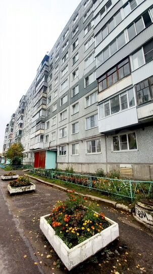 2-к. квартира, 43 м², 4/9 эт.