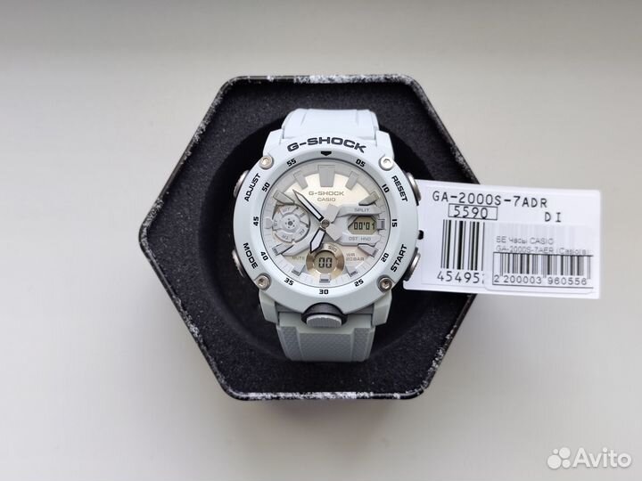 Часы Casio G-Shock GA-2000S-7AER