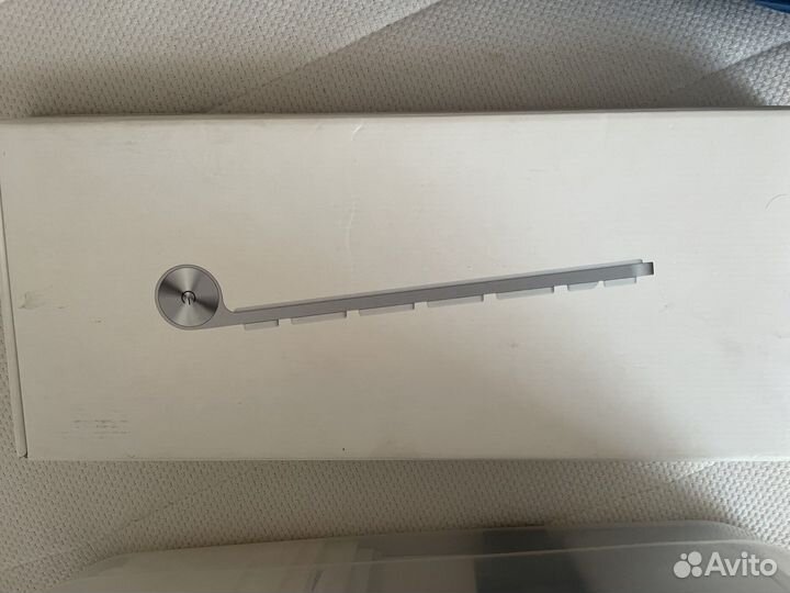 Клавиатура Apple