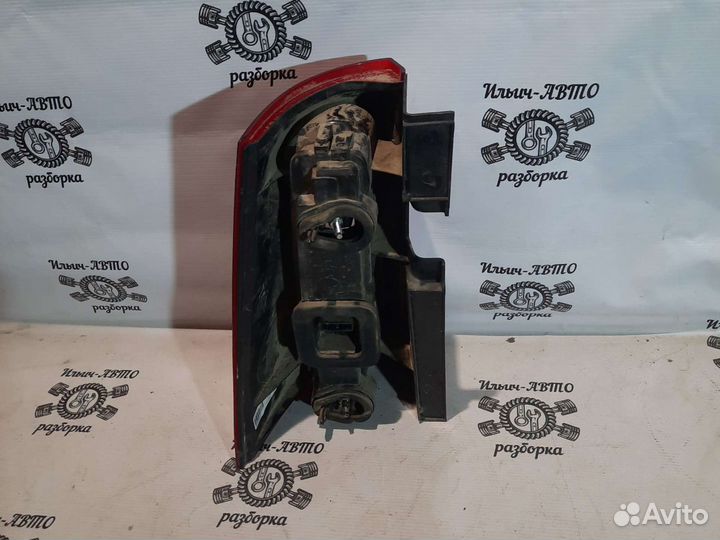 Фонарь задний правый LADA Largus