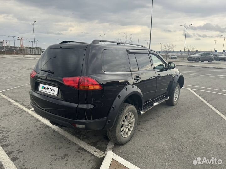 Mitsubishi Pajero Sport 2.5 AT, 2013, 97 000 км