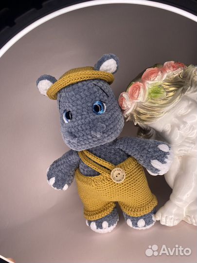 Игрушка бегемот