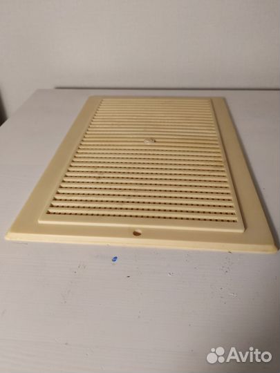 Вентиляционная решетка СССР новая