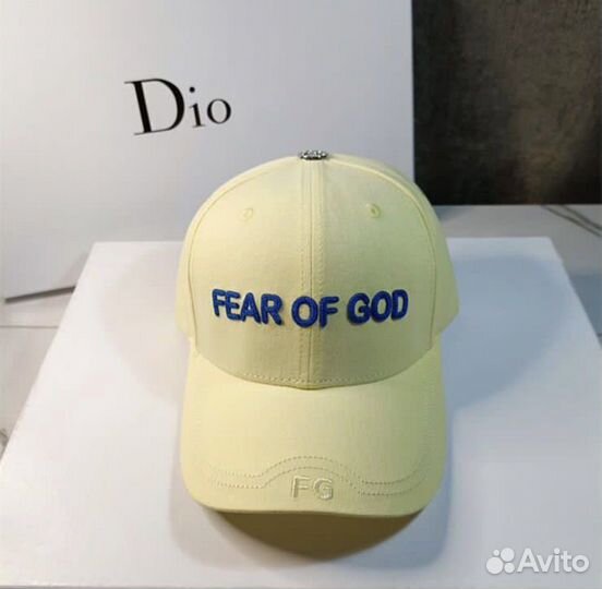 Кепка новая женская