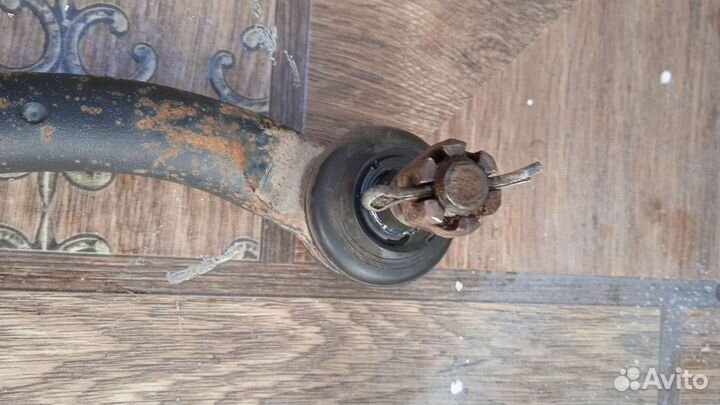 Рулевые наконечники RAV 4