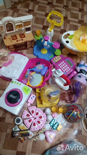 Большой пакет игрушек