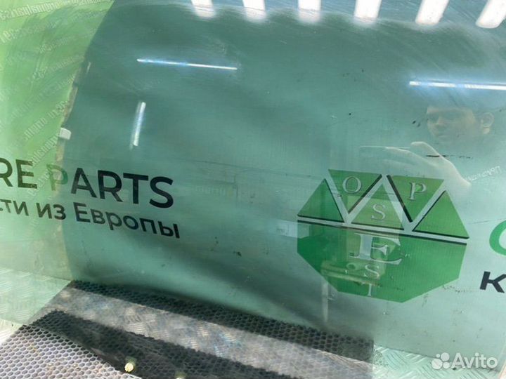 Стекло заднее левое Mazda Mpv LW5W GY-DE 2.5 2001