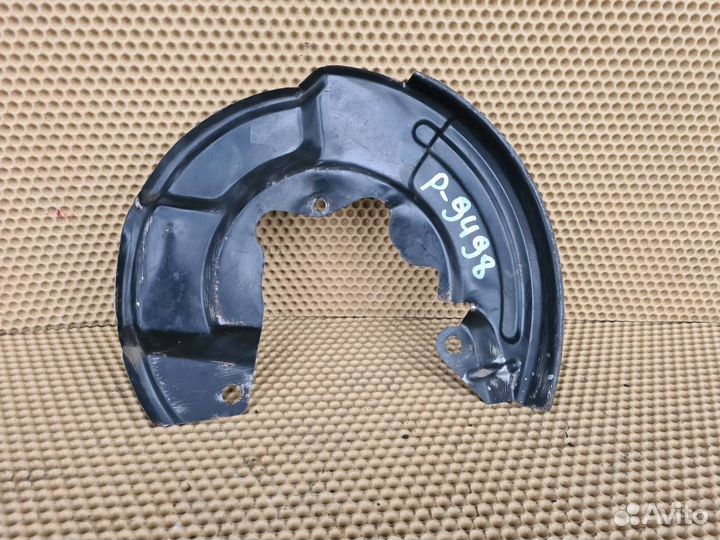 Пыльник диска передний левый Mitsubishi Pajero 3