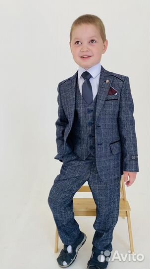 Костюм-тройка для мальчика школьный