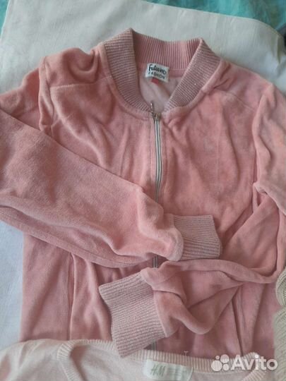 Одежда на девочку, рост 122-128