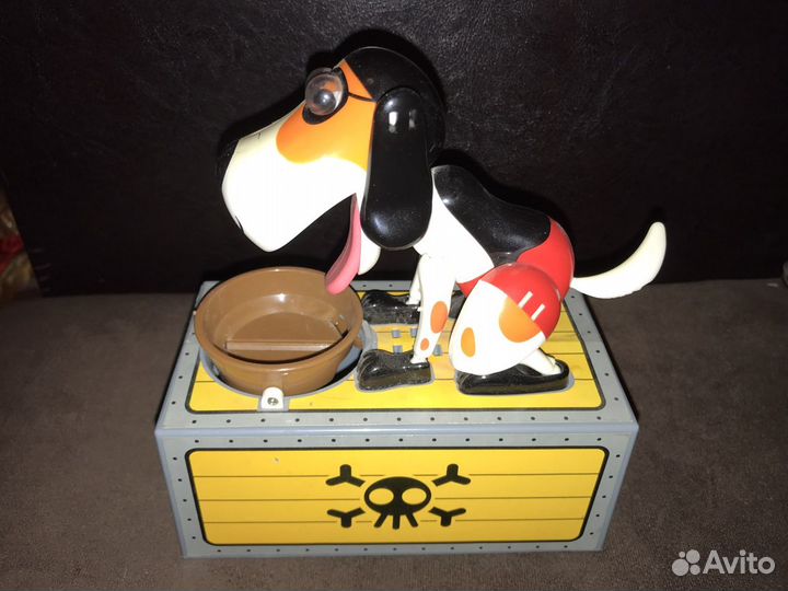 Собака копилка механическая