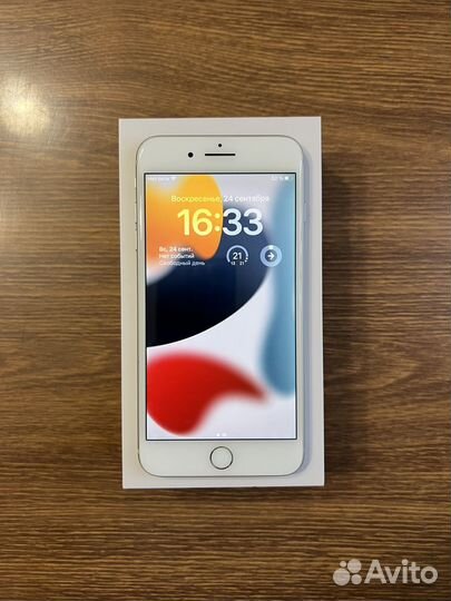 Телефон iPhone 8 plus