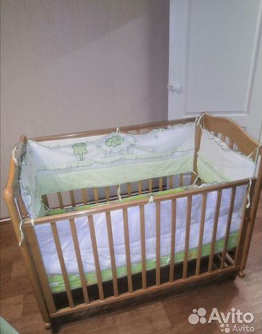 Детская кроватка