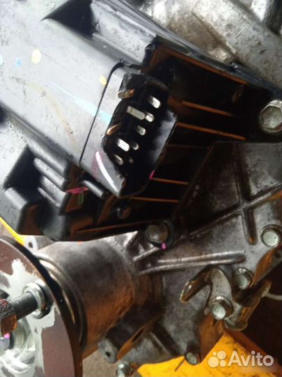 Раздатка Mitsubishi Pajero Sport 3 KS0W 4N15