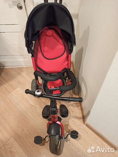 Трехколесный велосипед с родительской ручкой