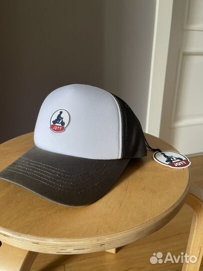 Кепка мужская Jott