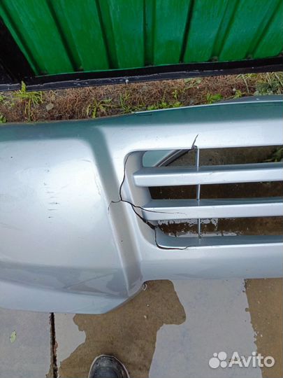 Бампер на Митсубиси Паджеро 3